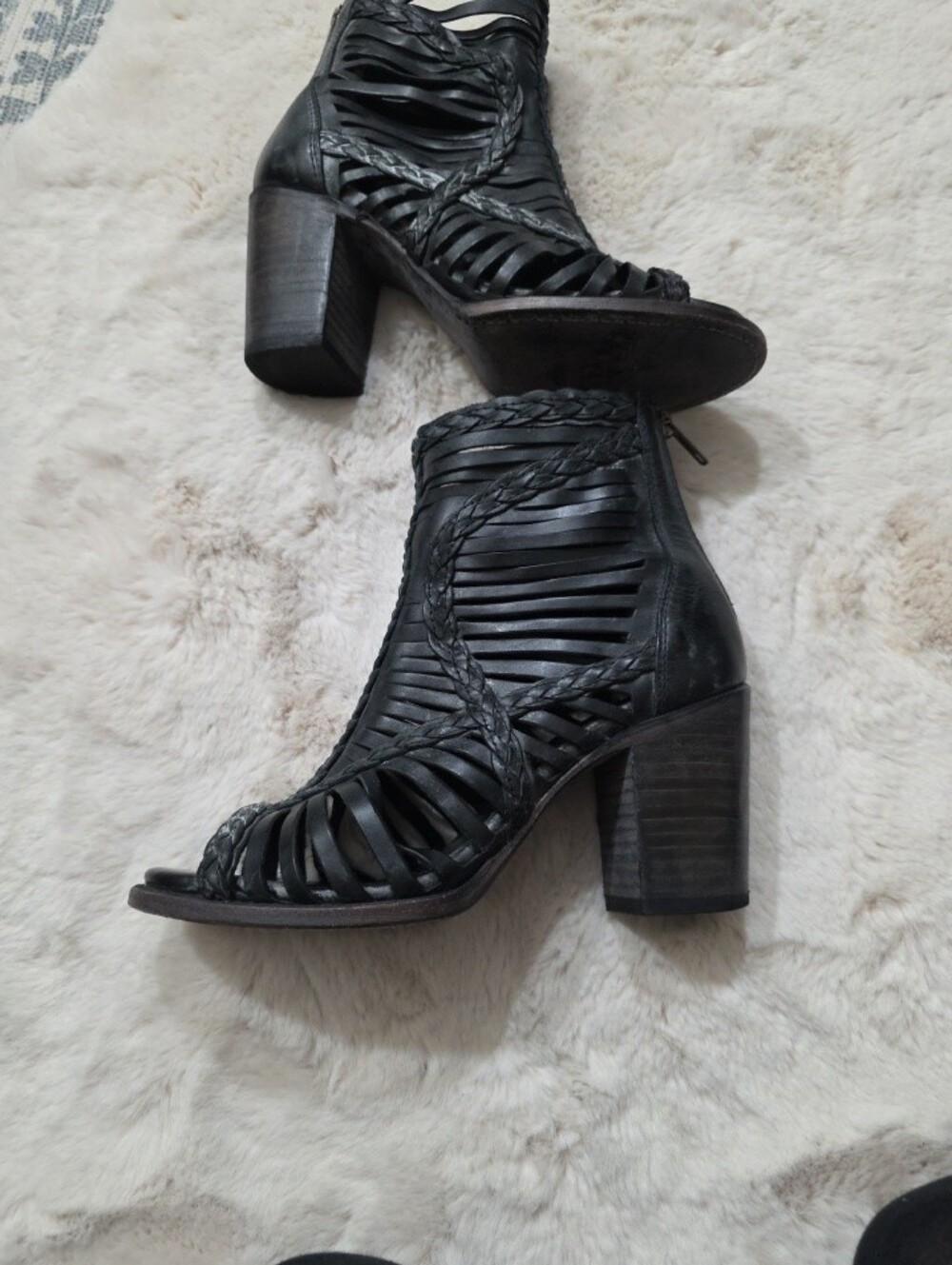 Freebird Bela Black Braided Caged Sandals Size 9 Leather - Picture 4 of 11